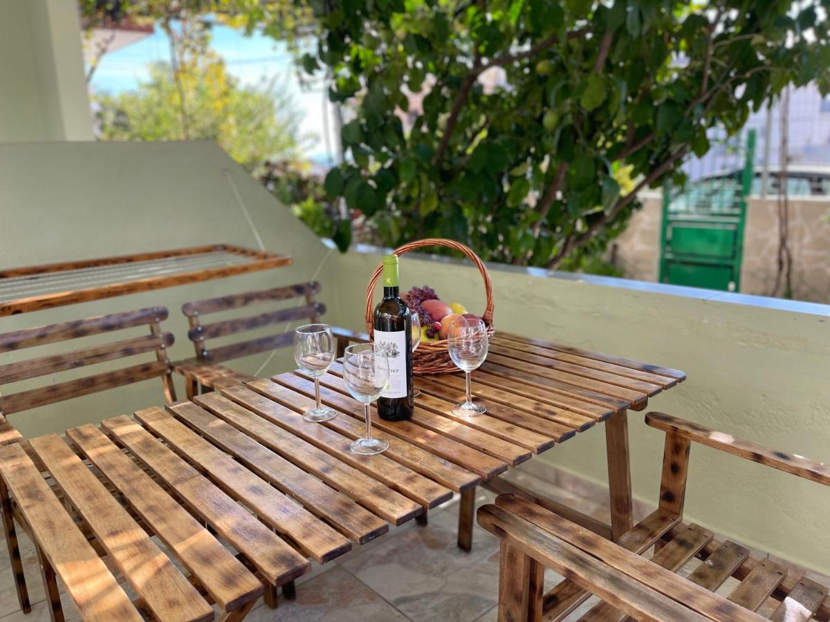 Villa Xhevdet Sarandë Buitenkant foto