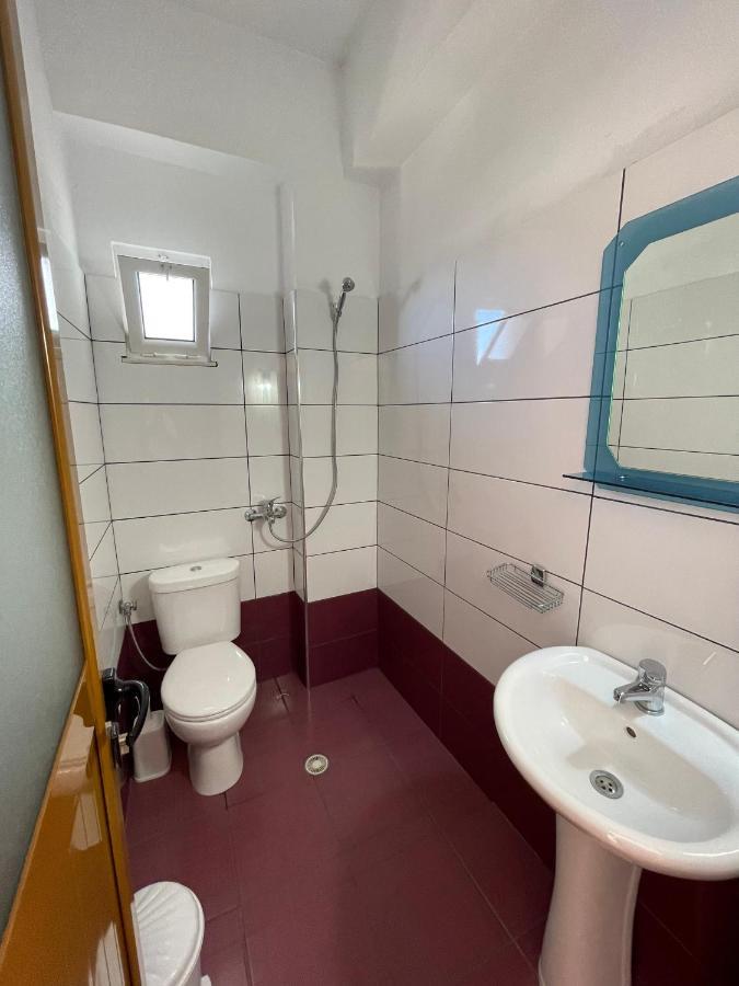 Villa Xhevdet Sarandë Buitenkant foto