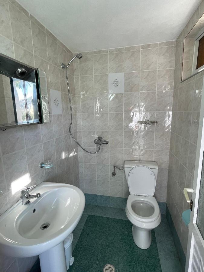 Villa Xhevdet Sarandë Buitenkant foto