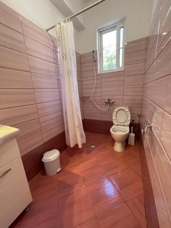 Villa Xhevdet Sarandë Buitenkant foto
